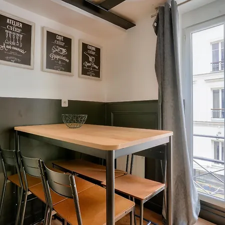 Apartment 13 Luxury Flat Eiffel Design 2 Paris